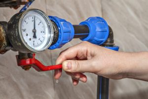 hand-closing-main-water-shut-off-valve